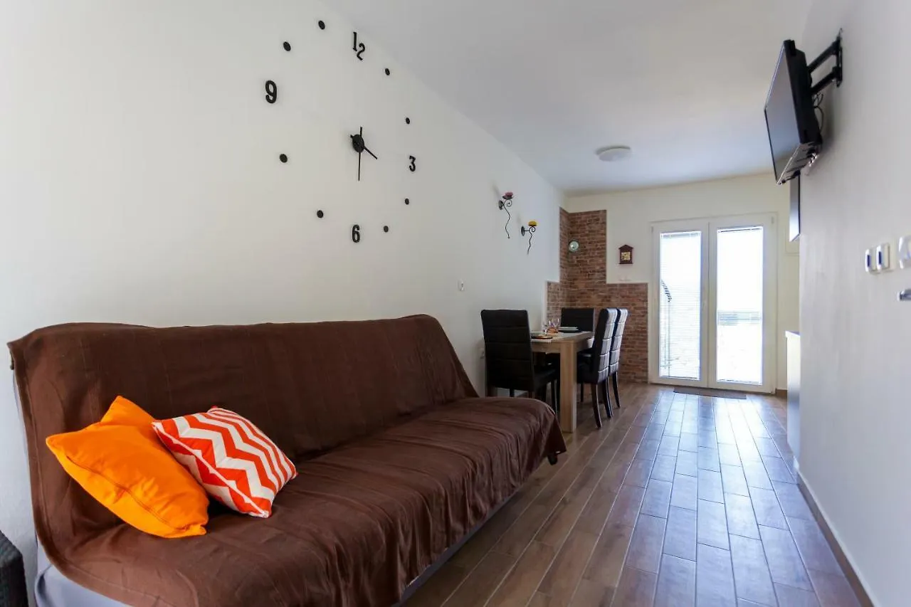 Apartment Hasanec By El-Pi Tours Njivice