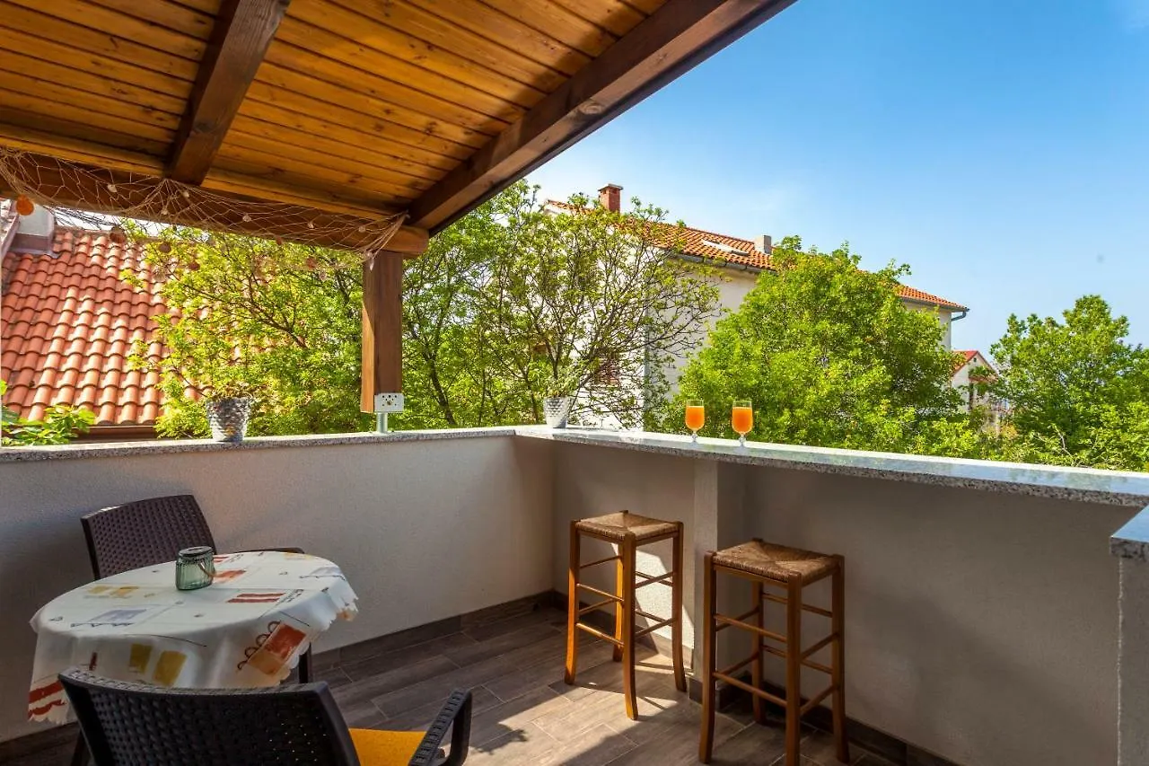 Apartment Hasanec By El-Pi Tours Njivice
