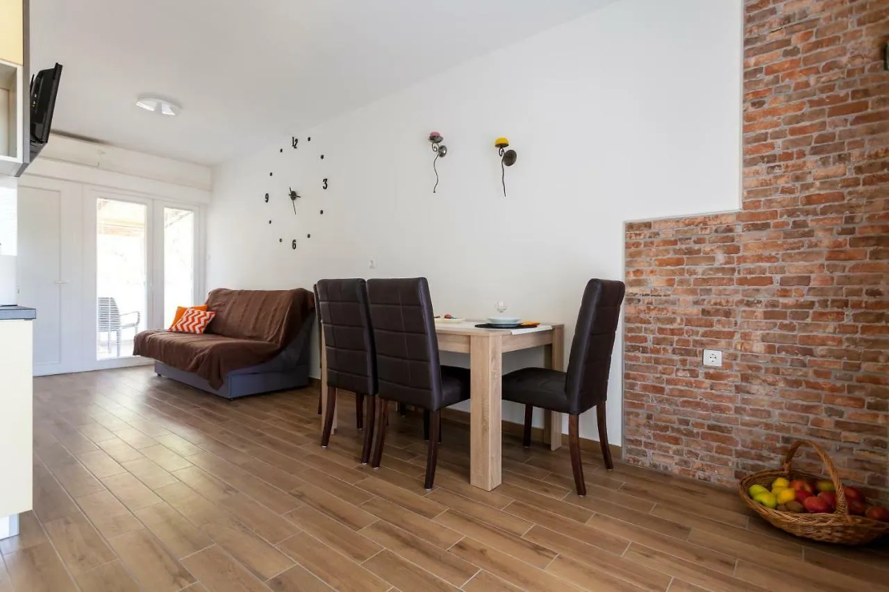Apartment Hasanec By El-Pi Tours Njivice