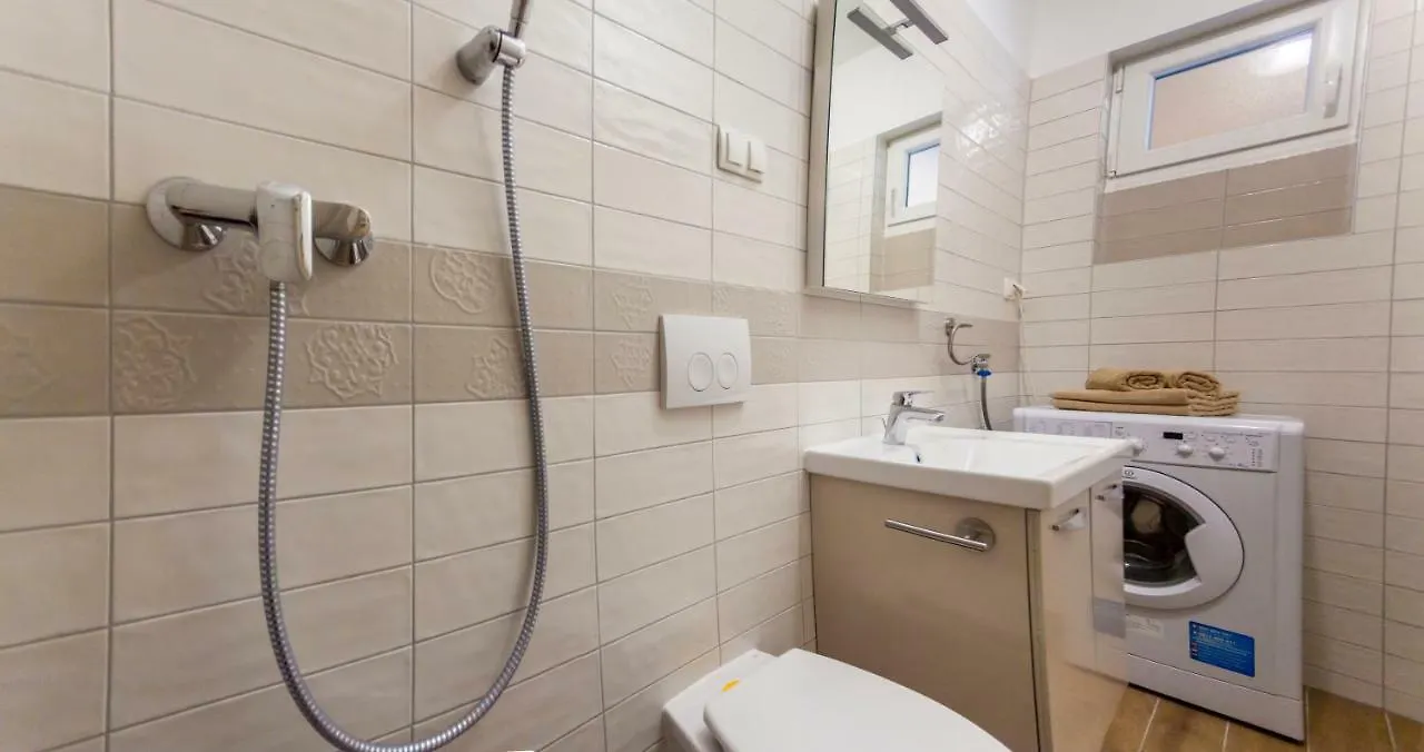 Apartment Hasanec By El-Pi Tours Njivice