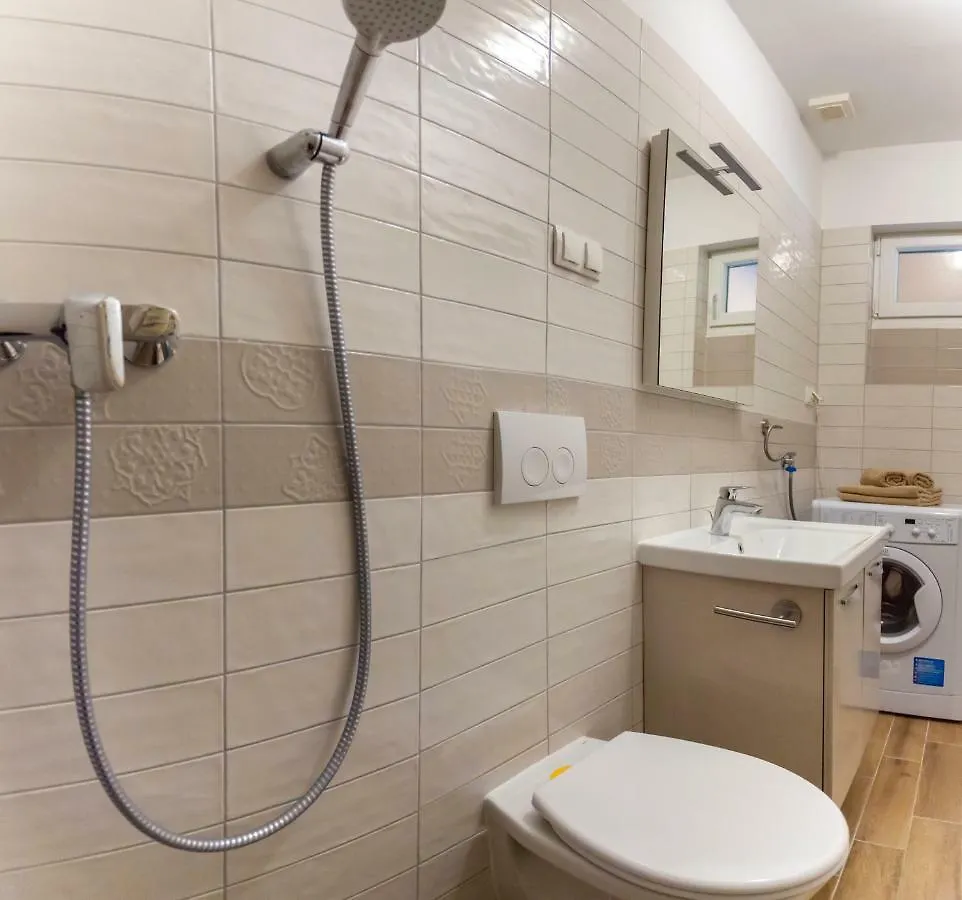 Apartment Hasanec By El-Pi Tours Njivice